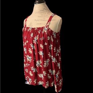 Sanctuary off the shoulder long sleeve blouse. Very feminine.